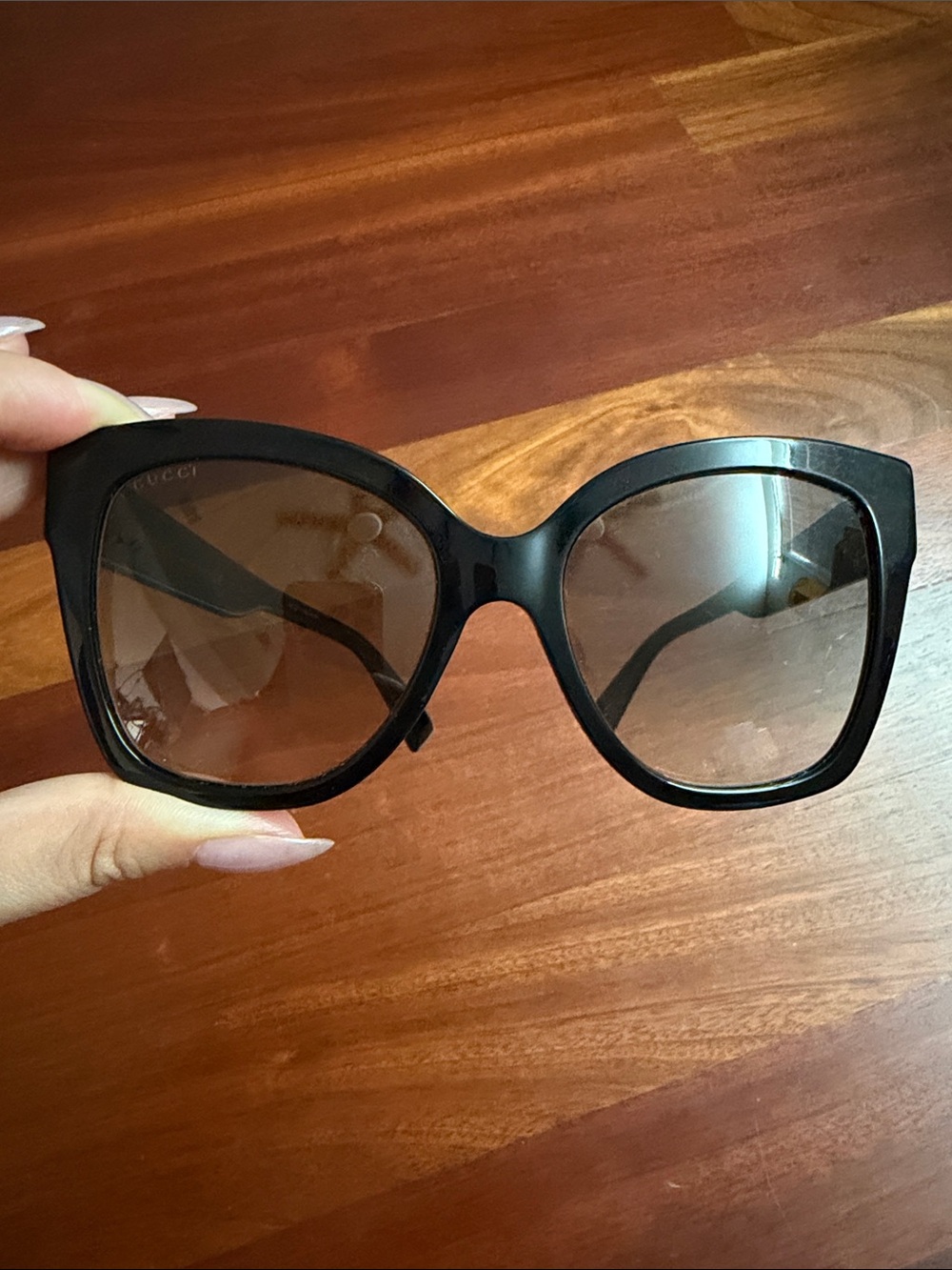 Black Oversized Cat-Eye Sunglasses - Gucci